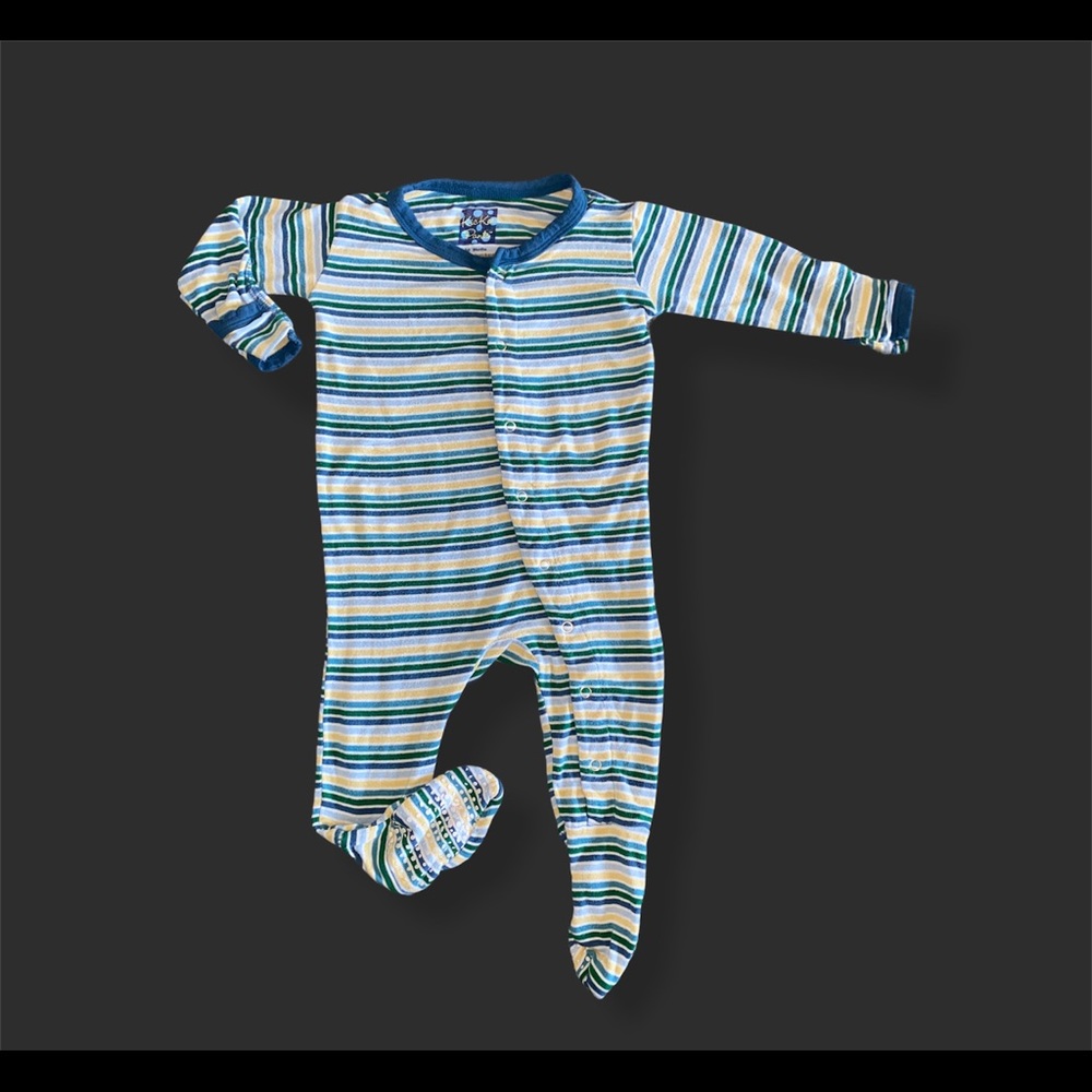 Kickee pants Footsie